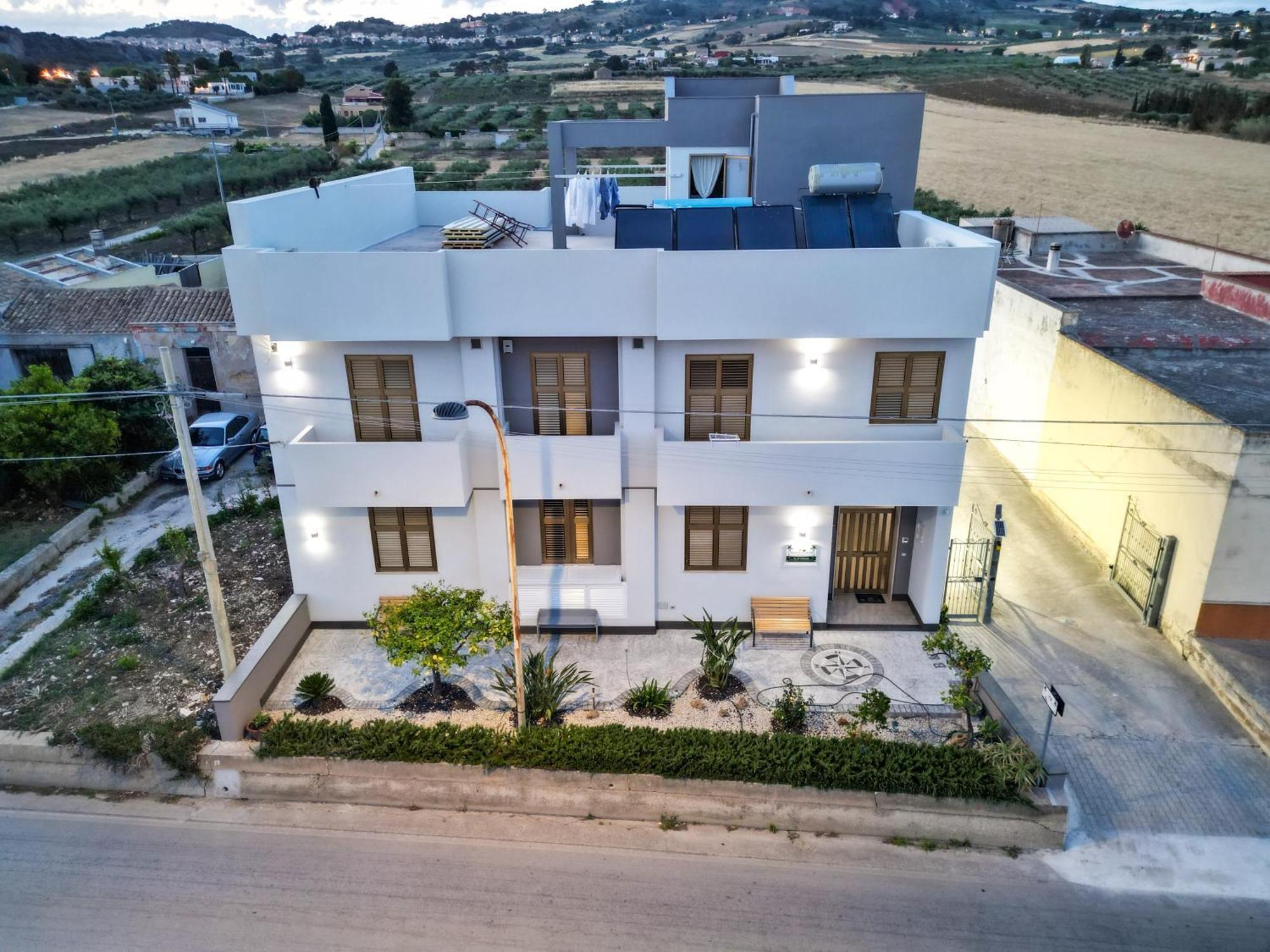 B&B Profumi Di Sicilia Вальдеріче Екстер'єр фото